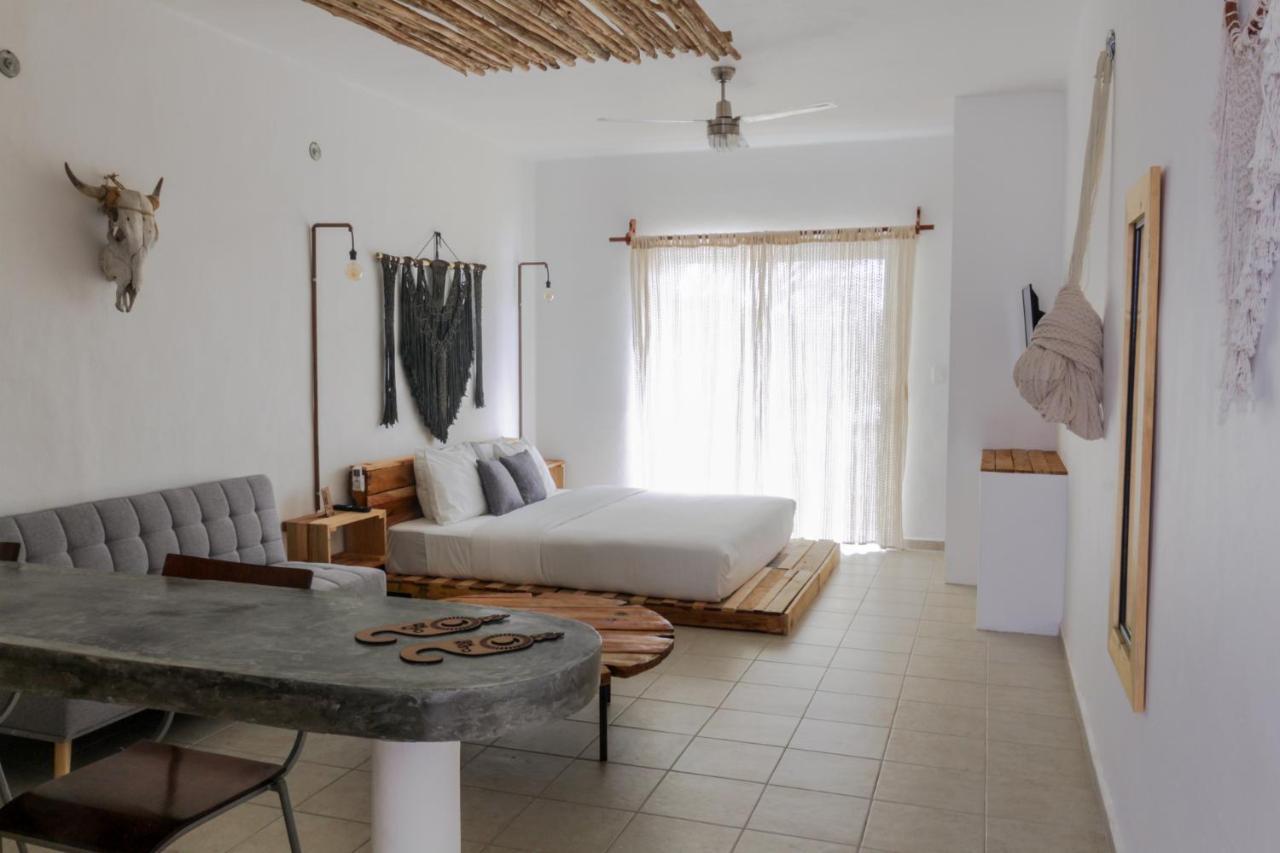 Lucky Duck Pj Hotell Cancún Eksteriør bilde